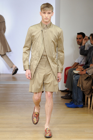 Yves Saint Laurent / - 2012